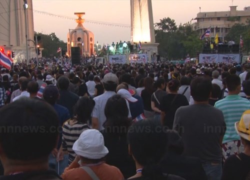 สพฐ. ปิดโรงเรียนใกล้ม็อบเพิ่ม วันที่ 26-27 พ.ย. 56