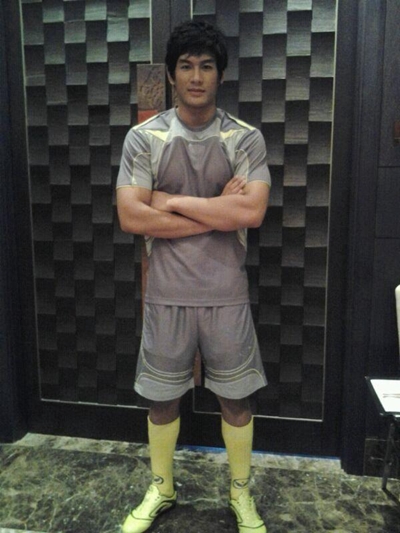 ไผ่ วิศรุต