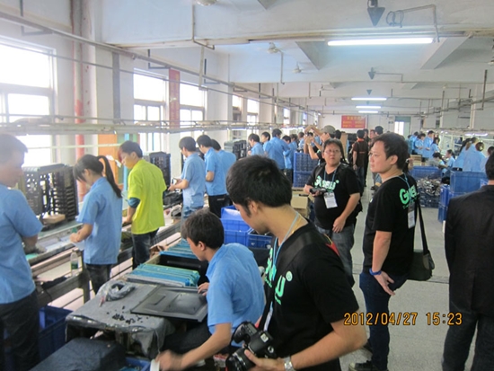โรงงานผลิต Case