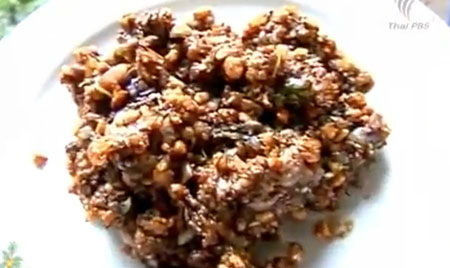 ข้าวเกรียบปากหม้ออัญชัน