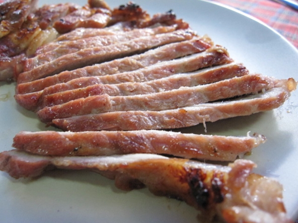 เส้นหมี่หมูย่าง