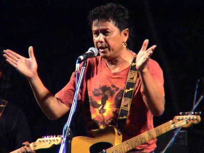 หมู พงษ์เทพ