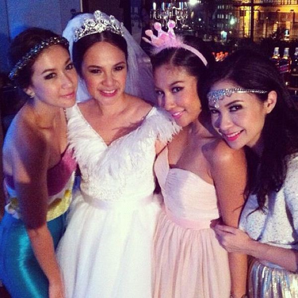 กีตาร์ ศิริพิชญ์ ชวนเพื่อนสาวมาฮาเฮ เป่าเค้กวันเกิด