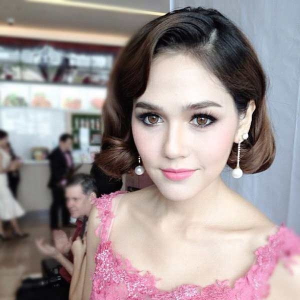 ชมพู่ อารยา เอฮาเก็ต