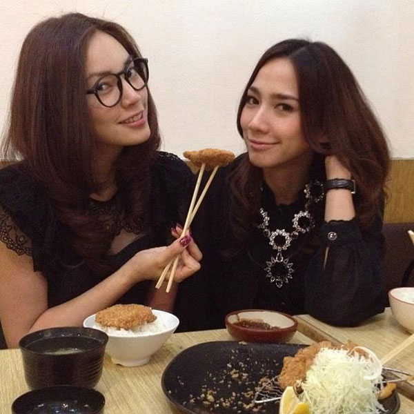 เมย์ - อั้ม