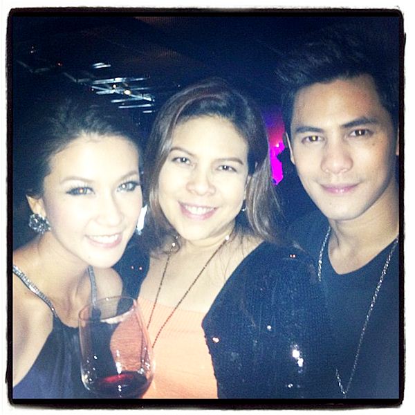 รวมเหล่าดารา 7 สี ร่วมเปิดร้าน Wine Society