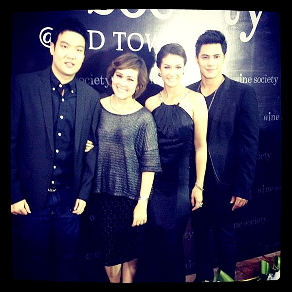 รวมเหล่าดารา 7 สี ร่วมเปิดร้าน Wine Society