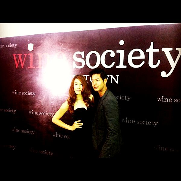 รวมเหล่าดารา 7 สี ร่วมเปิดร้าน Wine Society