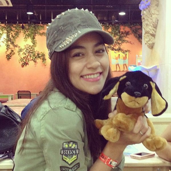 เมคเกอร์ กรุ๊ป บุกเต้น กังนัม สไตล์ ถึงเเดนกิมจิ