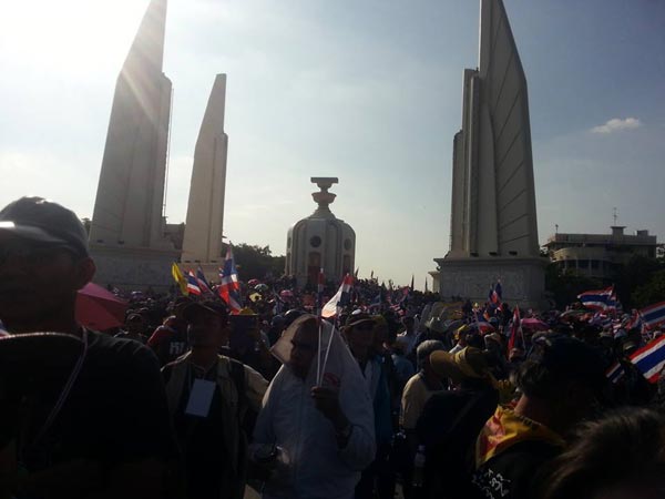 ททท. เผย 4 ประเทศ ประกาศเตือนนักท่องเที่ยวเลี่ยงพื้นที่ม็อบไทย