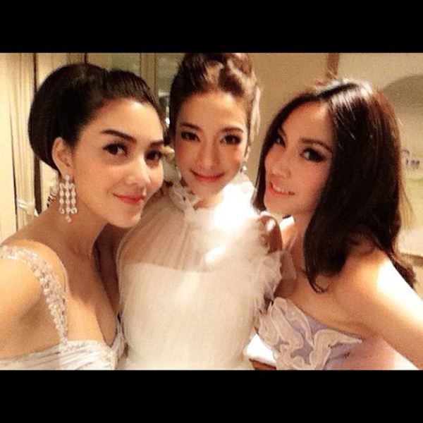  เก็บตกบรรยากาศความหวาน งานแต่งแป้ง ผู้กองต้อม