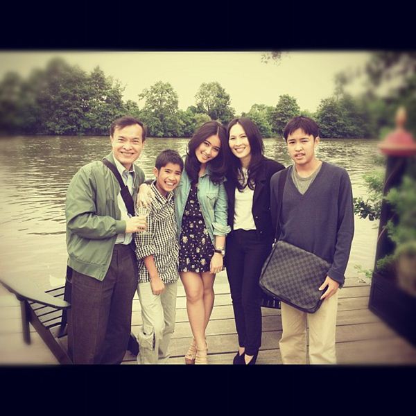 นิด อรพรรณ และครอบครัว