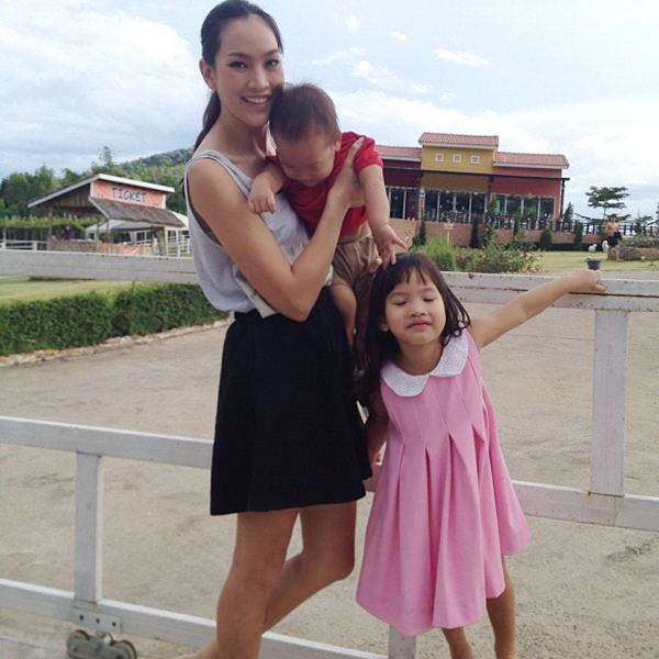 ตุ๊ก ชนกวนันท์