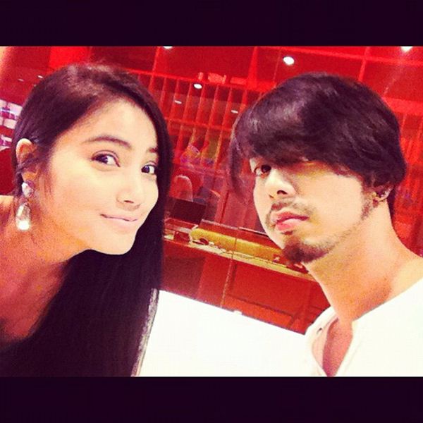  กวาง เอบี นอร์มอล กับแฟนสาวลูกครึ่ง