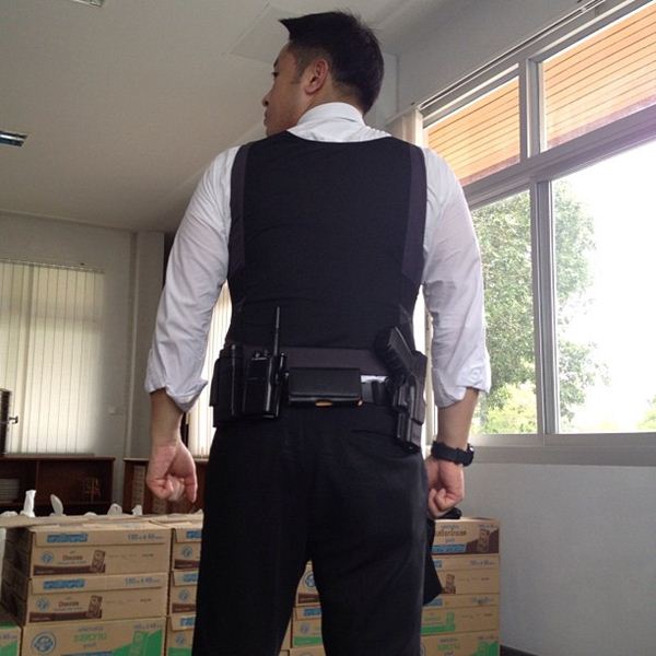 ภาพ ชุด ร้อยเอก มิค บรมวุฒิ หิรัณยัษฐิติ กับภารกิจลงใต้