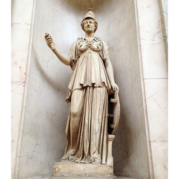  วิกกี้ ชาย เที่ยวสวีทในปารีส กับบรรยากาศหน้าร้อนแสนโรแมนติก