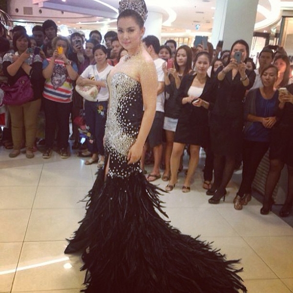 บุ๋ม ปนัดดา วงศ์ผู้ดี