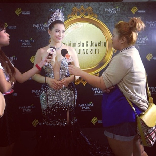 บุ๋ม ปนัดดา วงศ์ผู้ดี