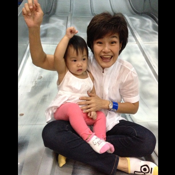 น้องวันใหม่ ยิ้มแป้น บอย มาร์กี้ พาเที่ยวสวนสนุก