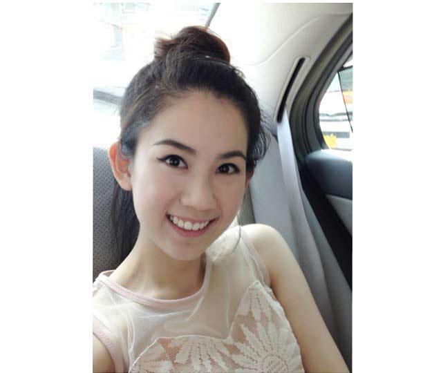 พลอย ภัทรากร ตั้งศุภกุล 