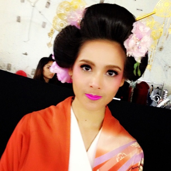  ณเดชน์ ญาญ่า สวมมาดคู่รักญี่ปุ่น ในงานเปิด ห้างแหลมทอง ระยอง