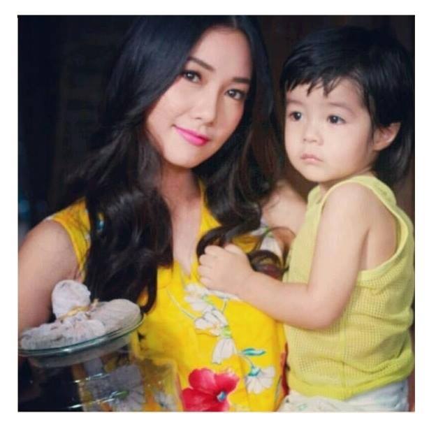 อีลำยอง ละครทองเนื้อเก้า 2556