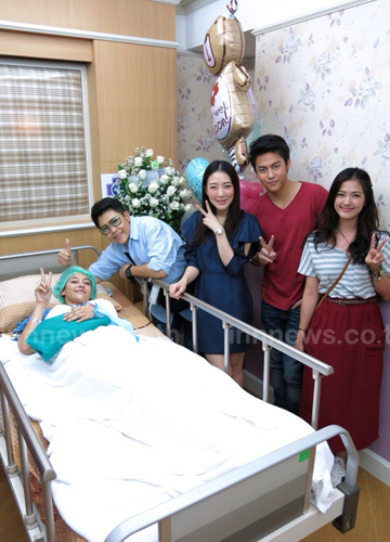 เบลล่า ราณี รถชน แขนหัก 