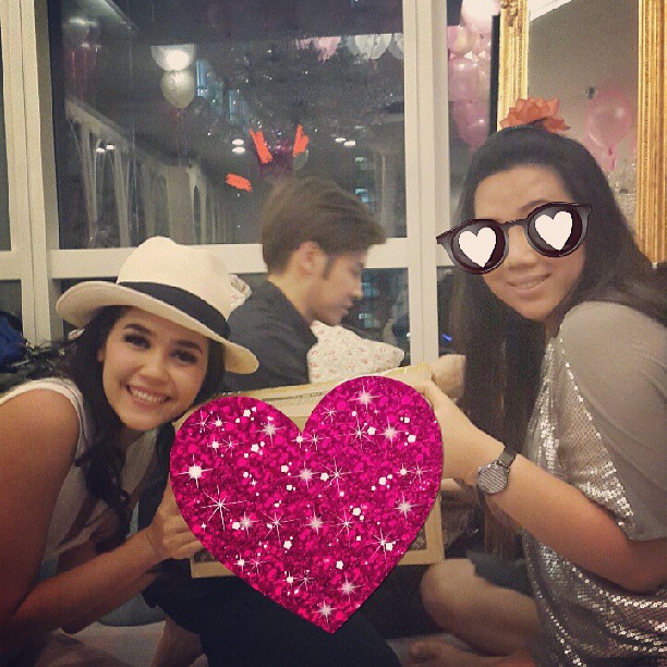 วันเกิดชมพู่ อารยา