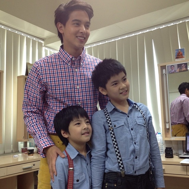 วันเฉลิม 4 รุ่น น้องเมลิค น้องแม็ค น้องยอร์ช เจมส์ จิรายุ รวมตัว น่ารักสุด ๆ