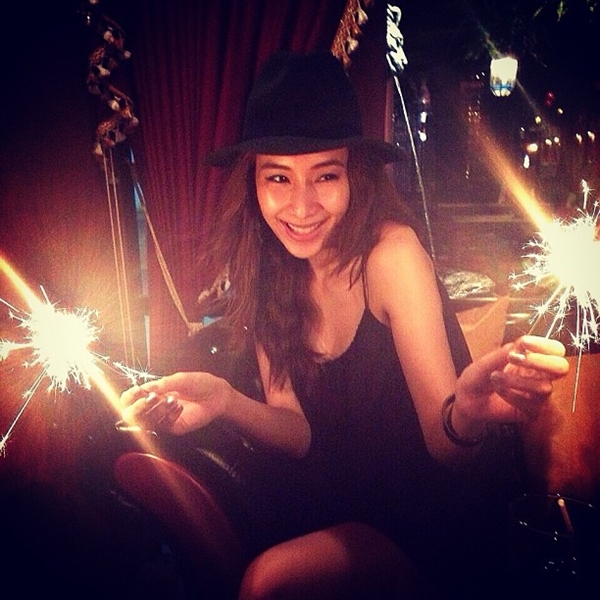 ดาราลอยกระทง 2556