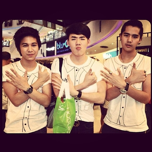 นิก คุณาธิป ปิ่นประดับ