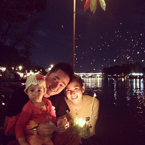 ดาราลอยกระทง 2556