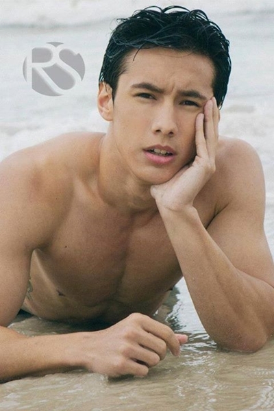 จัสติน อกัสติน หรือ ปีเตอร์ สามีตีตรา หล่อแซบอย่าบอกใคร