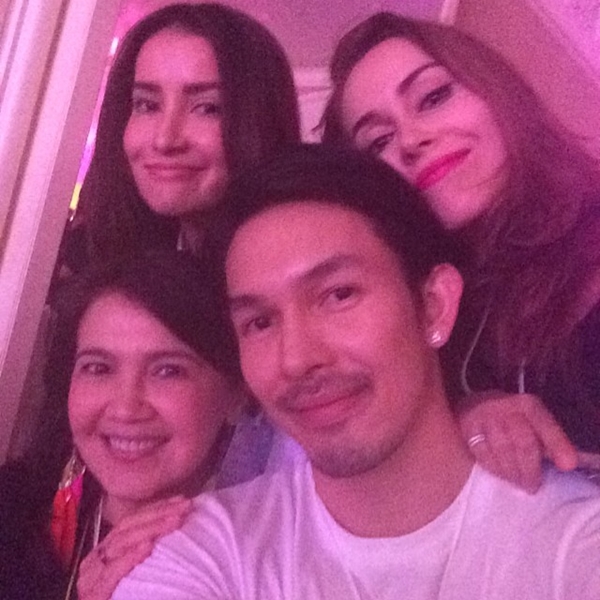 งานครอบครัวละคร ช่อง 3 ธีมปาร์ตี้เรืองแสง แรงสูง ซุปตาร์คับคั่ง