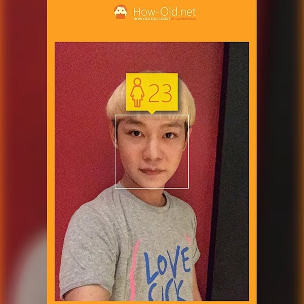 ดาราเล่น HowOldRobot ดาราเล่น HowOldRobot