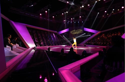 หนุ่มเร้กเก้ไทยเอวพริ้ว โชว์ของบนเวที Thailand Dance Now เต้น…สุดขั้ว 