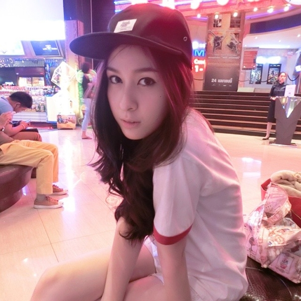 ฝ้าย เวฬุรีย์ ดิษยบุตร มิสยูนิเวิร์สไทยแลนด์ 2014