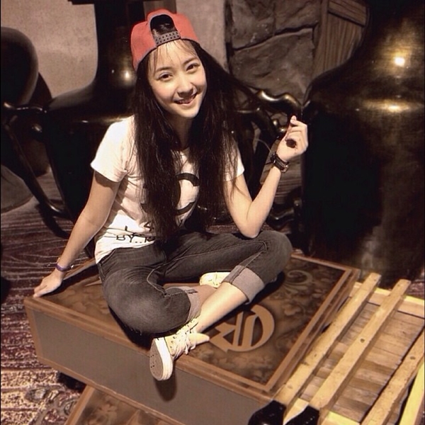 แจน พลอยชมภู