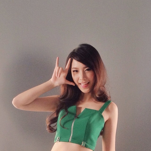 แจน พลอยชมภู