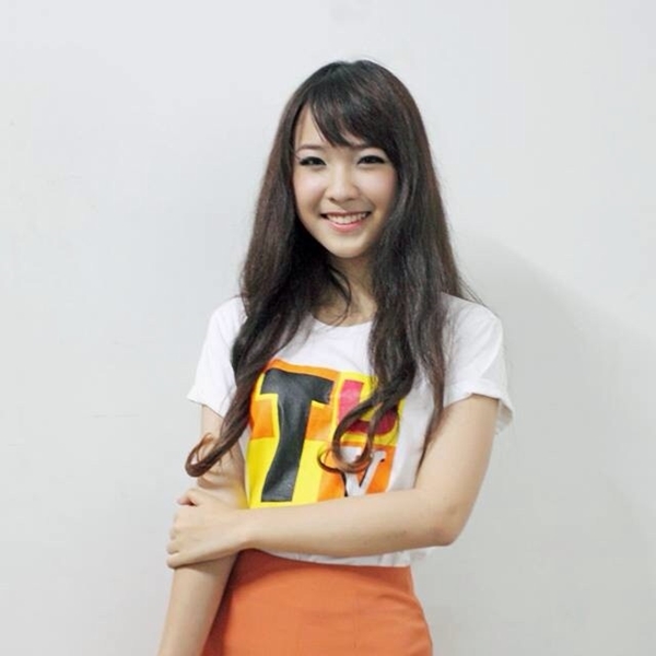 แจน พลอยชมภู