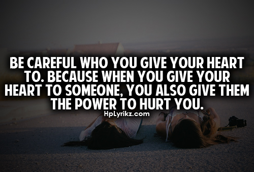 25 คำคมสะกิดใจเกี่ยวกับความรัก