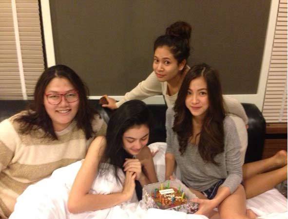 ใหม่ ดาวิกา ฉลองวันเกิด