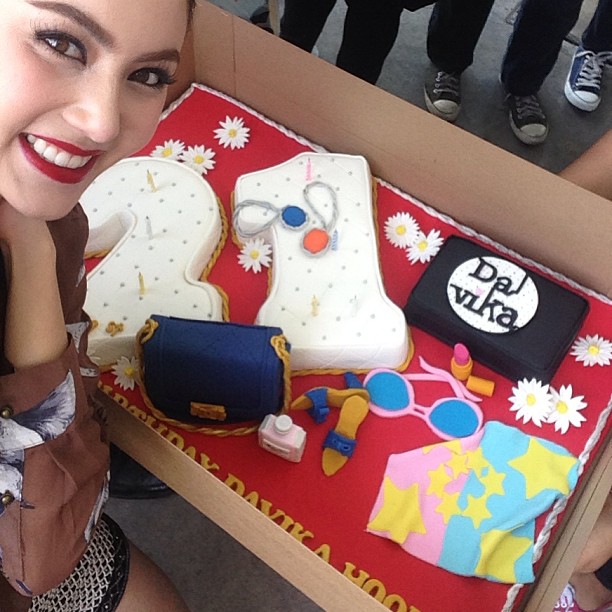 ใหม่ ดาวิกา ฉลองวันเกิด