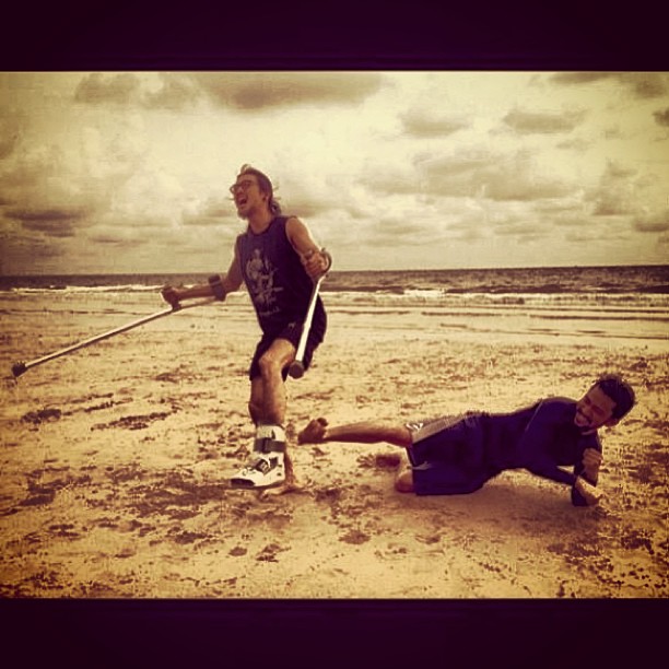 ตามดู บอดี้สแลม - บิ๊กแอส เริ่งร่าริมชายหาด