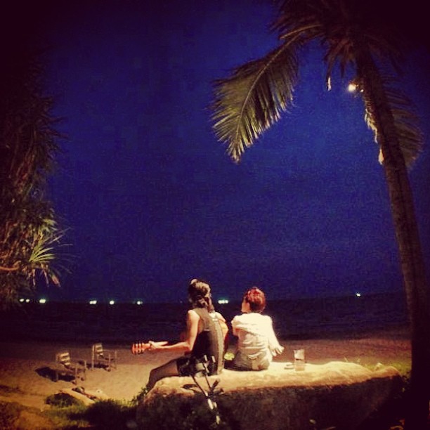 ตามดู บอดี้สแลม - บิ๊กแอส เริ่งร่าริมชายหาด