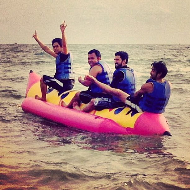 ตามดู บอดี้สแลม - บิ๊กแอส เริ่งร่าริมชายหาด