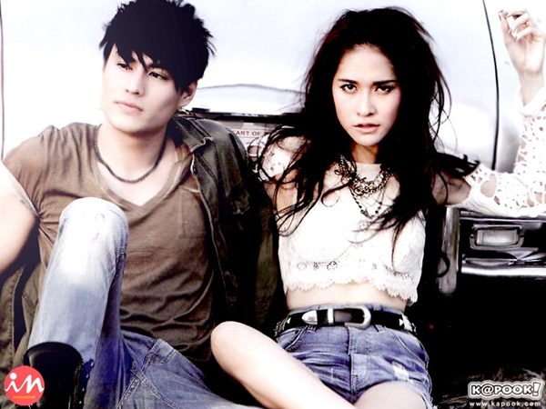 พลอยเลิกต้าร์