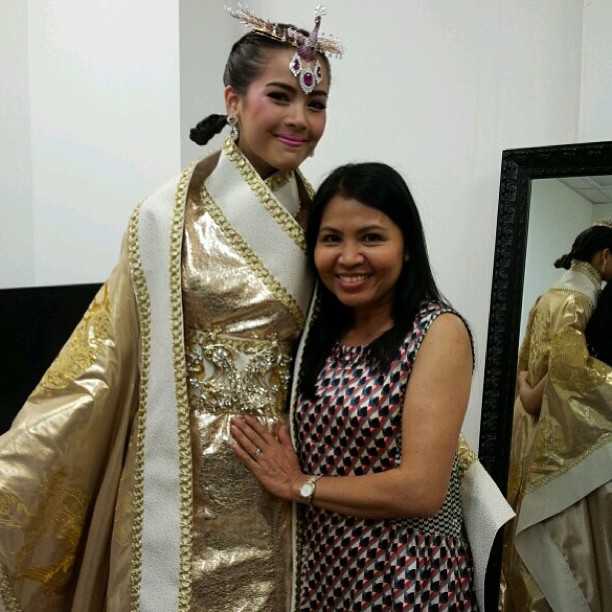 ชมภาพ ณเดชน์ ญาญ่า ในชุดหงส์-มังกร คู่บุญบารมี รับตรุษจีน