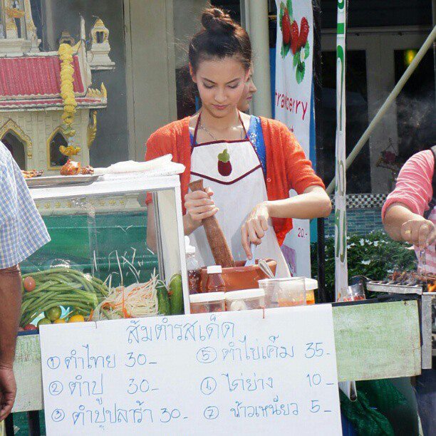 ชมเบื้องหลัง มายาสีมุก กรีน-วี ประกบคู่สร้างสีสัน