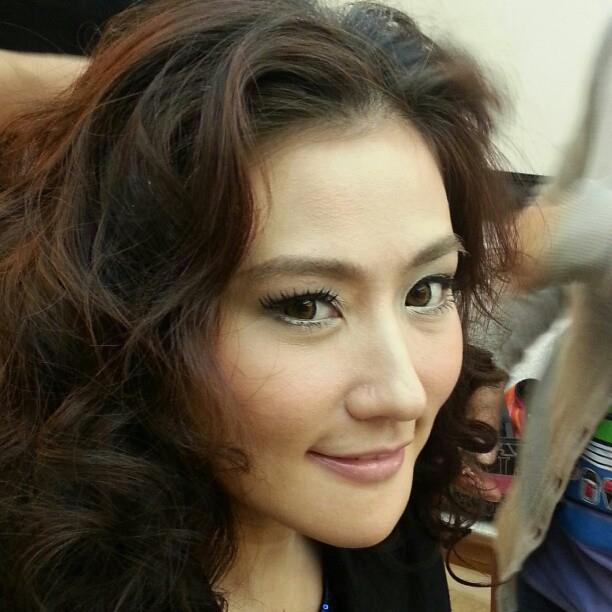 ชมเบื้องหลัง มายาสีมุก กรีน-วี ประกบคู่สร้างสีสัน